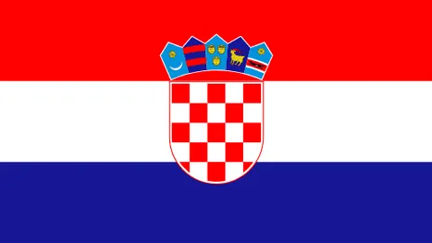 国足中场阵容调整：拜合拉木、杨泽翔替补登场，曹永竞、高准翼离队