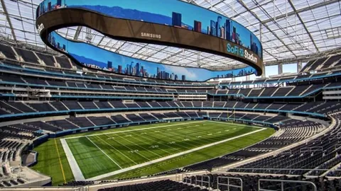 亚马尔17岁107天创纪录，跻身金球奖前十最年轻球员行列