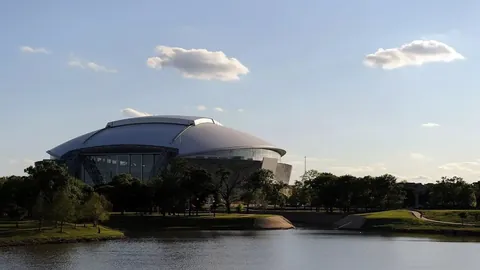 谷爱凌喜夺自由式滑雪U型场地世界杯崇礼站金牌，央视新闻客户端传喜讯